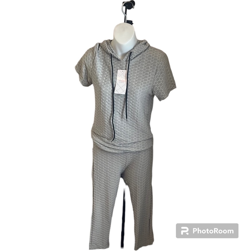 2 Piece Sets